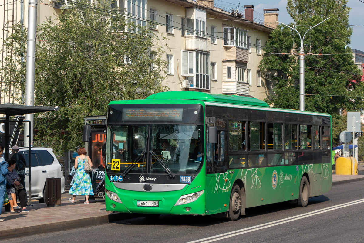 Алматы, Yutong ZK6118HGA № 1839