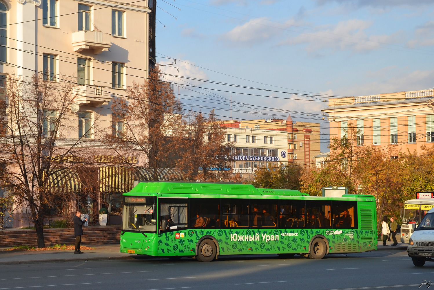 Челябинская область, ЛиАЗ-5292.67 (CNG) № 824