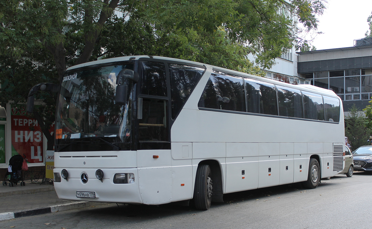 Рэспубліка Крым, Mercedes-Benz O350-15RHD Tourismo № Н 596 НВ 178