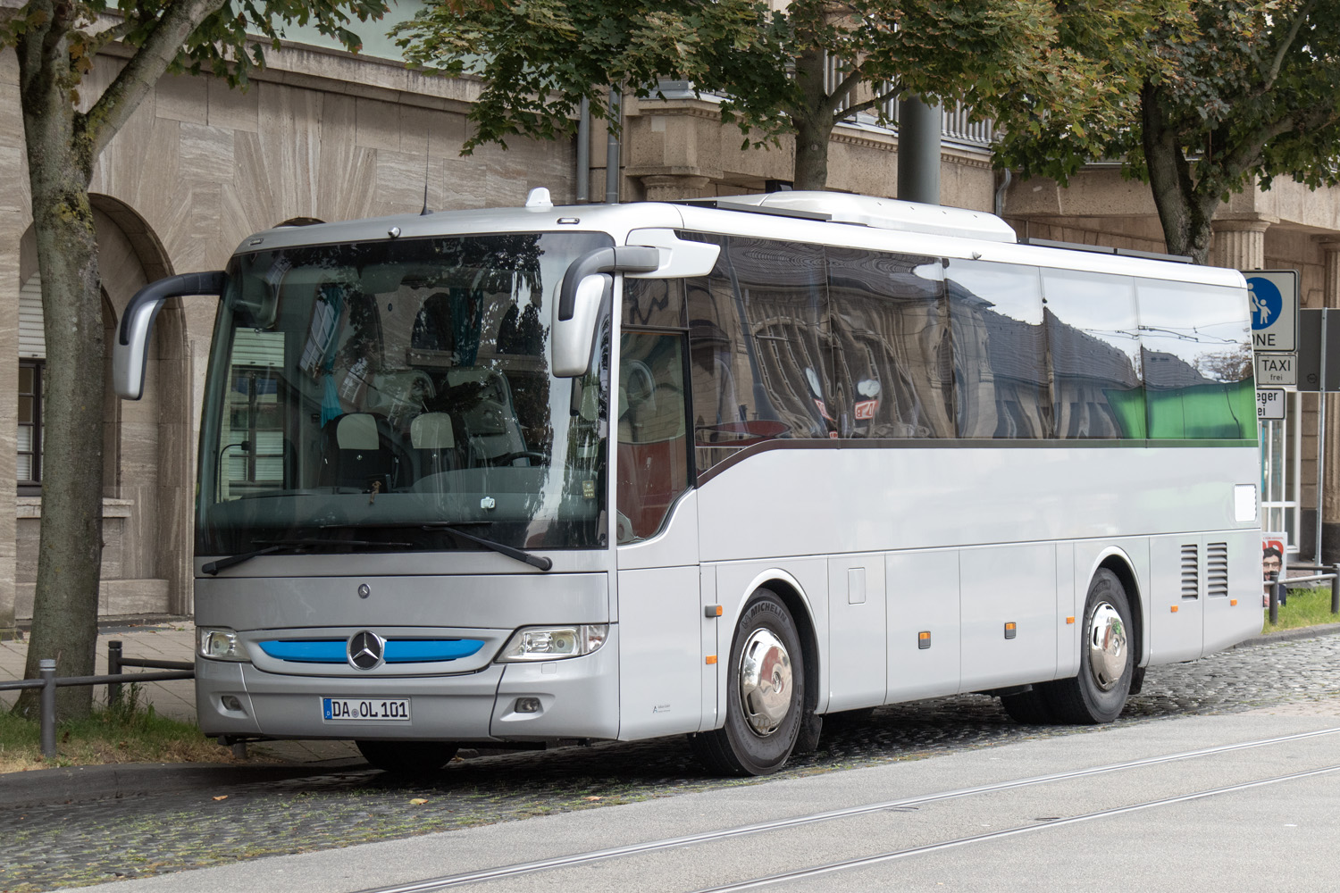 Hesenko, Mercedes-Benz Tourismo II K 11RH č. DA-OL 101