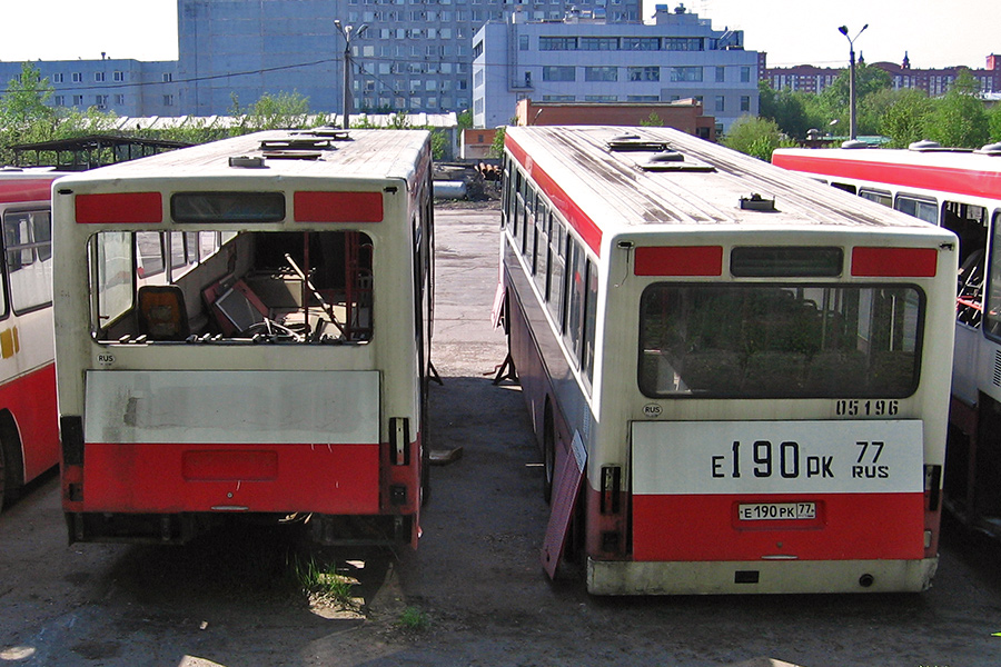 Москва, Mercedes-Benz O325 № 05633; Москва, Mercedes-Benz O325 № 05638