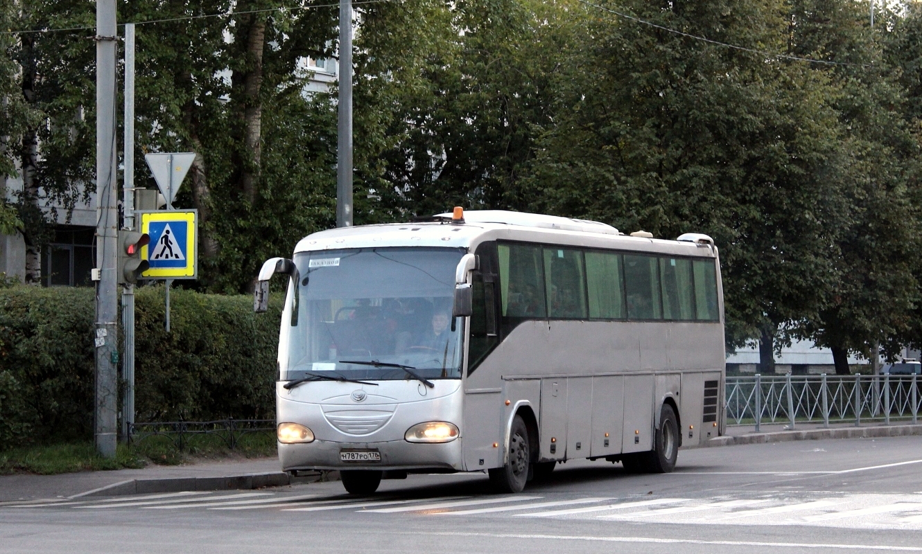 Санкт-Петербург, Yutong ZK6118HA № Н 787 РО 178