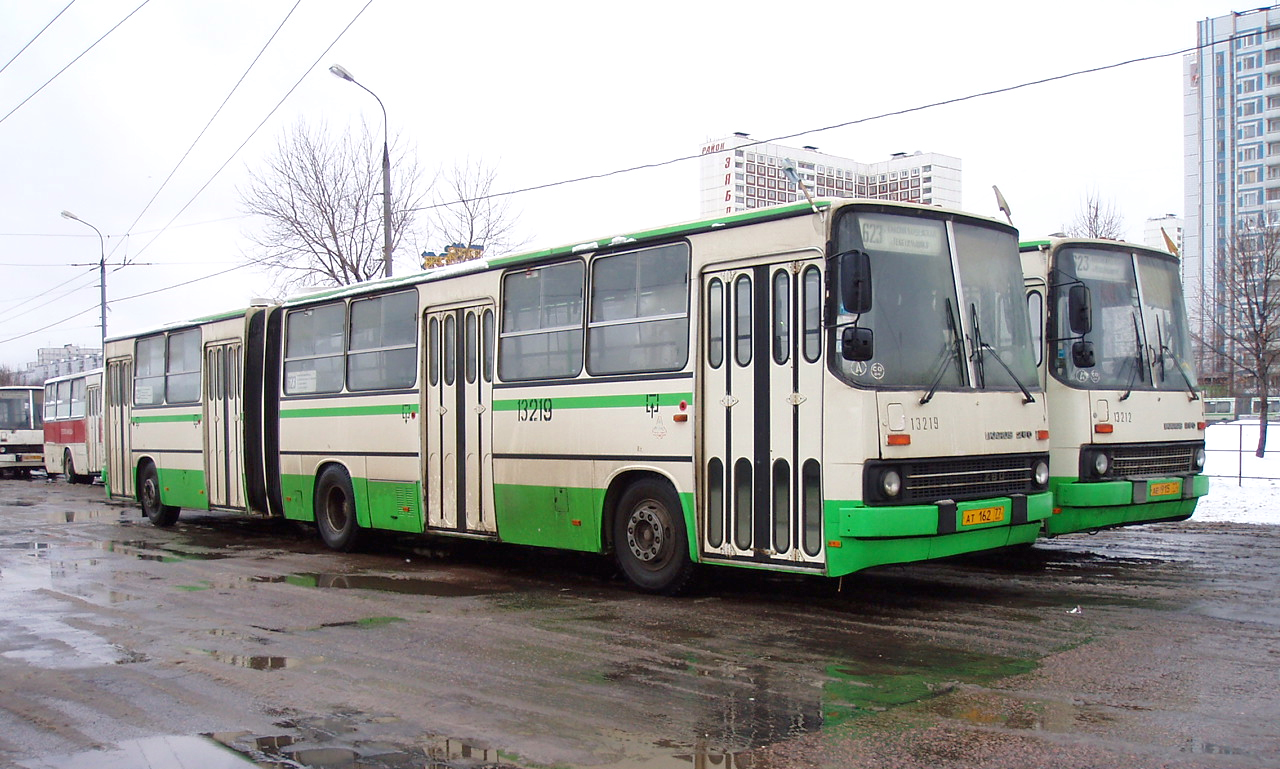 Москва, Ikarus 280.33M № 13219