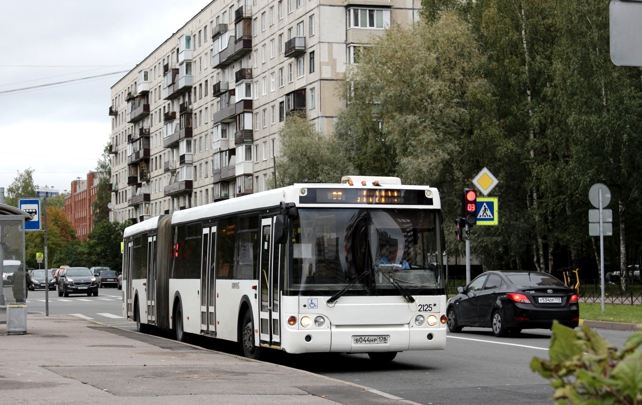 Санкт-Петербург, ЛиАЗ-6213.20 № 2125