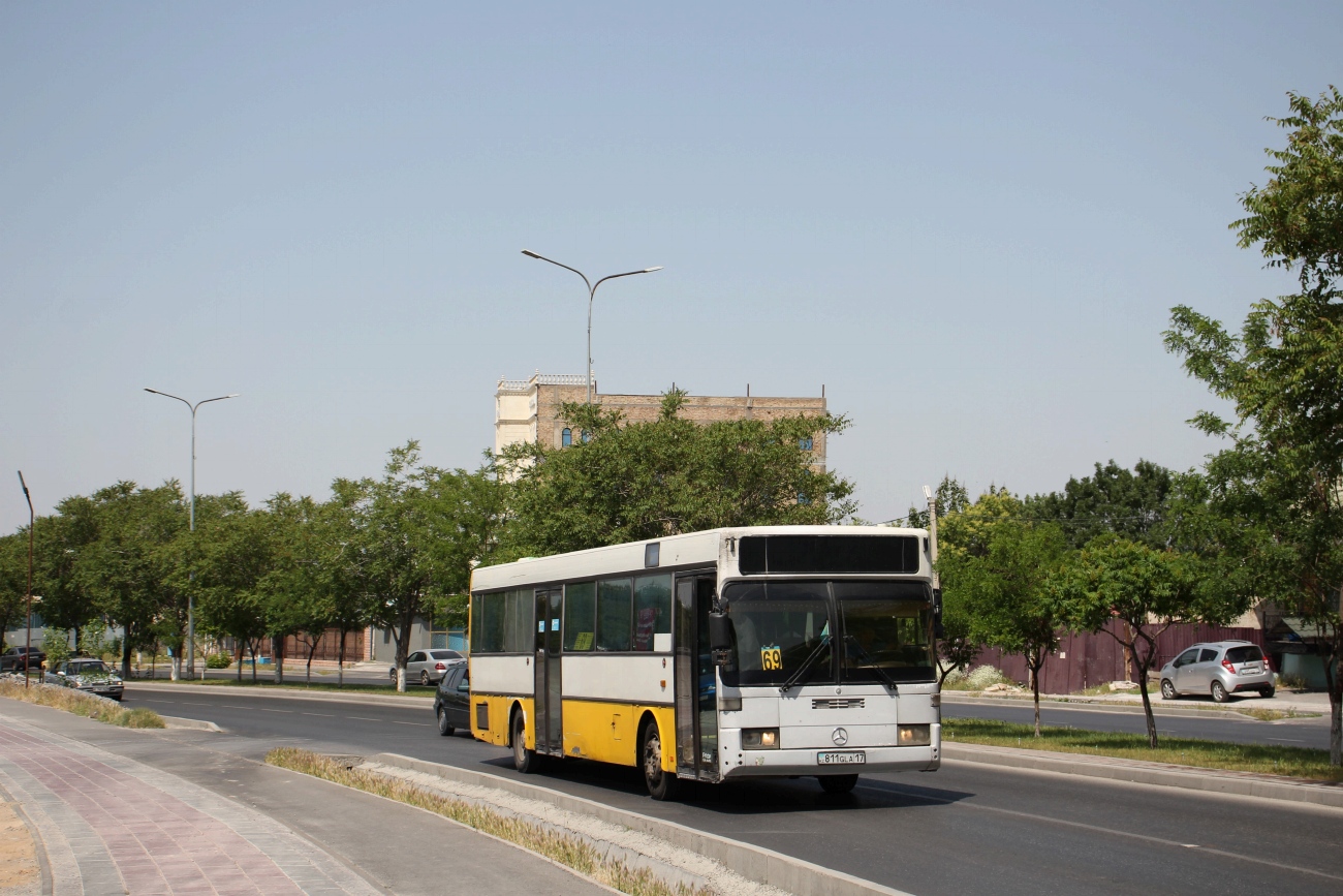 Szymkent, Mercedes-Benz O405 Nr 811 GLA 17