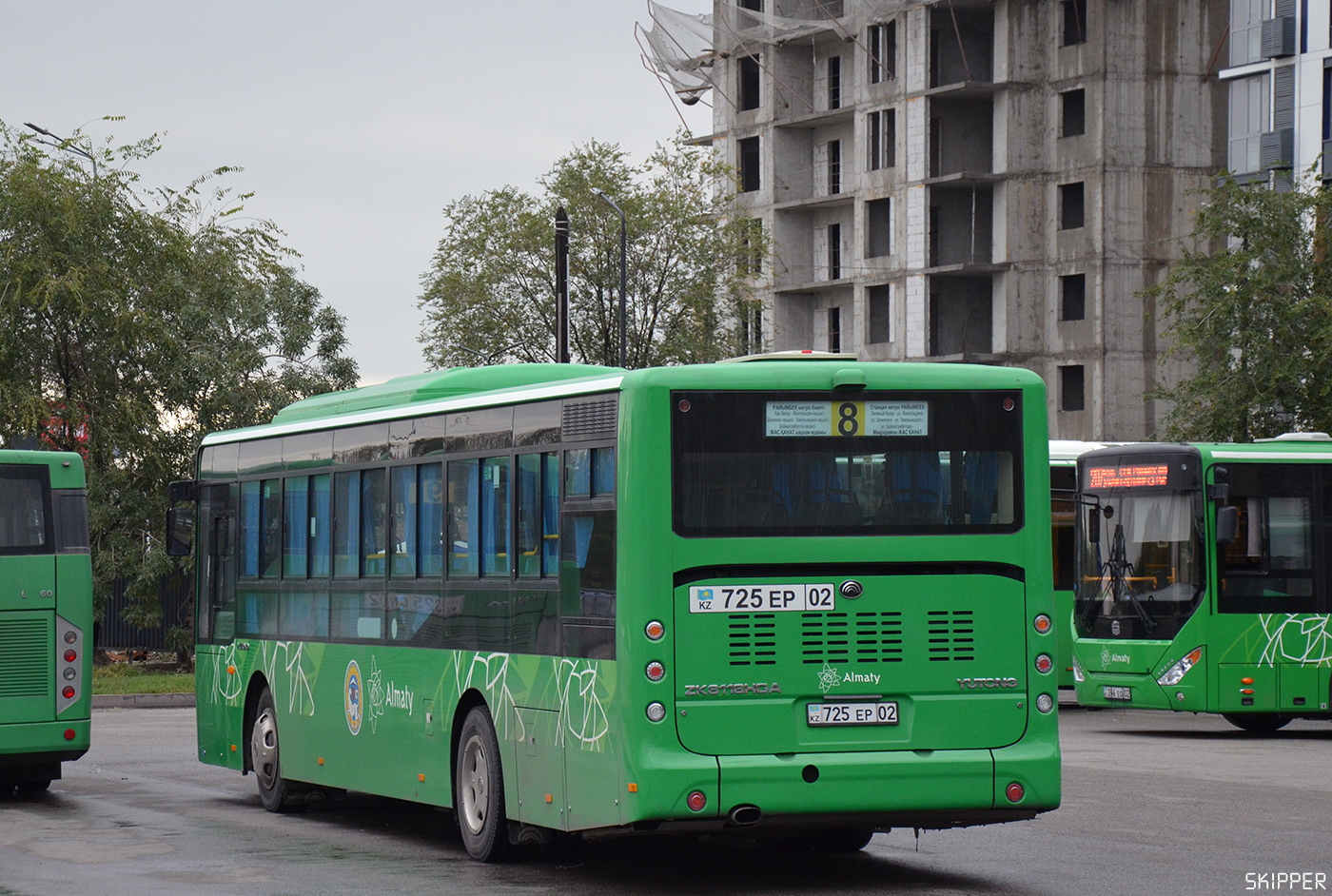 Алматы, Yutong ZK6118HGA (QazTehna) № 725 EP 02