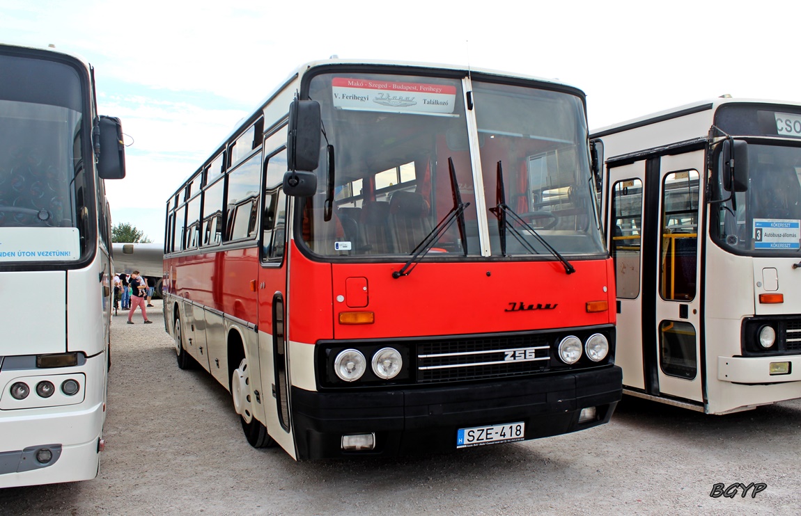 Maďarsko, Ikarus 256.50VL č. SZE-418; Maďarsko — V. Ikarus Találkozó, Aeropark (2023)