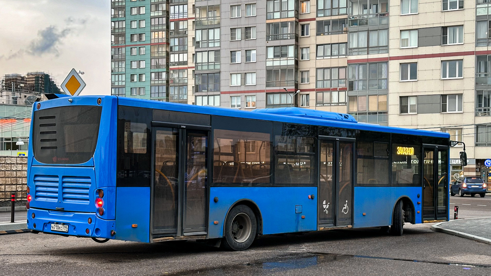Москва, Volgabus-5270.02 № Н 710 КС 799