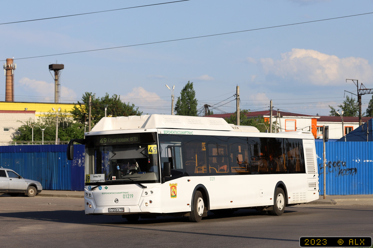 Voronezh region, LiAZ-5292.67 (CNG) Nr. 01219