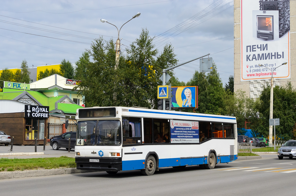 Ханты-Мансийский АО, МАЗ-104.Х25 № В 466 НН 186