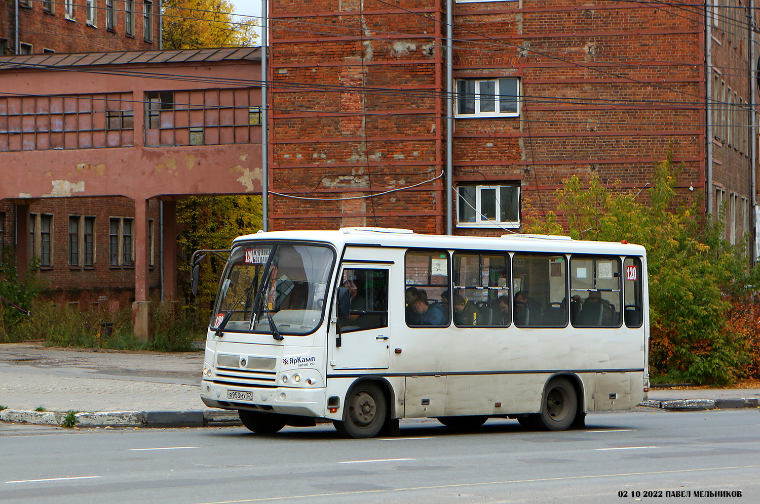 Ivanovo region, PAZ-320302-11 Nr. В 953 МХ 37