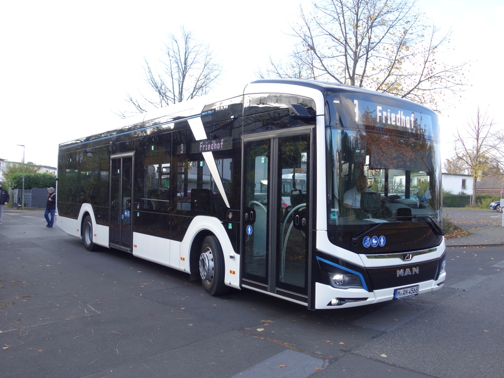 Бавария, MAN 12C Lion's City 12 E NL367 № M-AN 4568