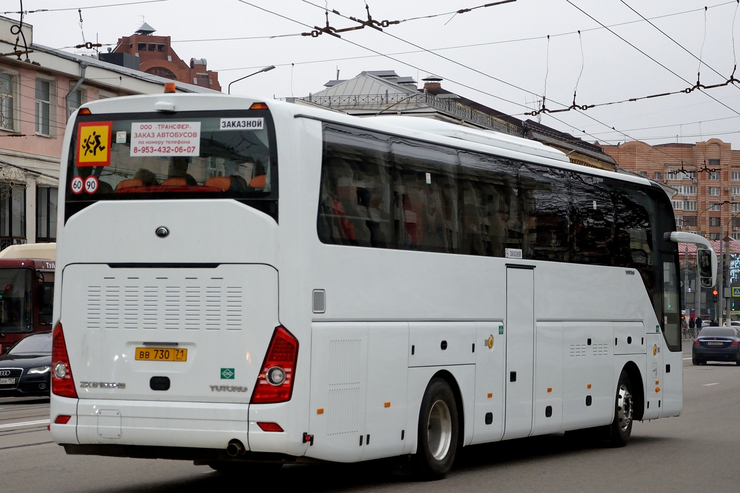 Tulai terület, NefAZ-5299-30-51 sz.: 660; Tulai terület, Yutong ZK6122H9 sz.: ВВ 730 71
