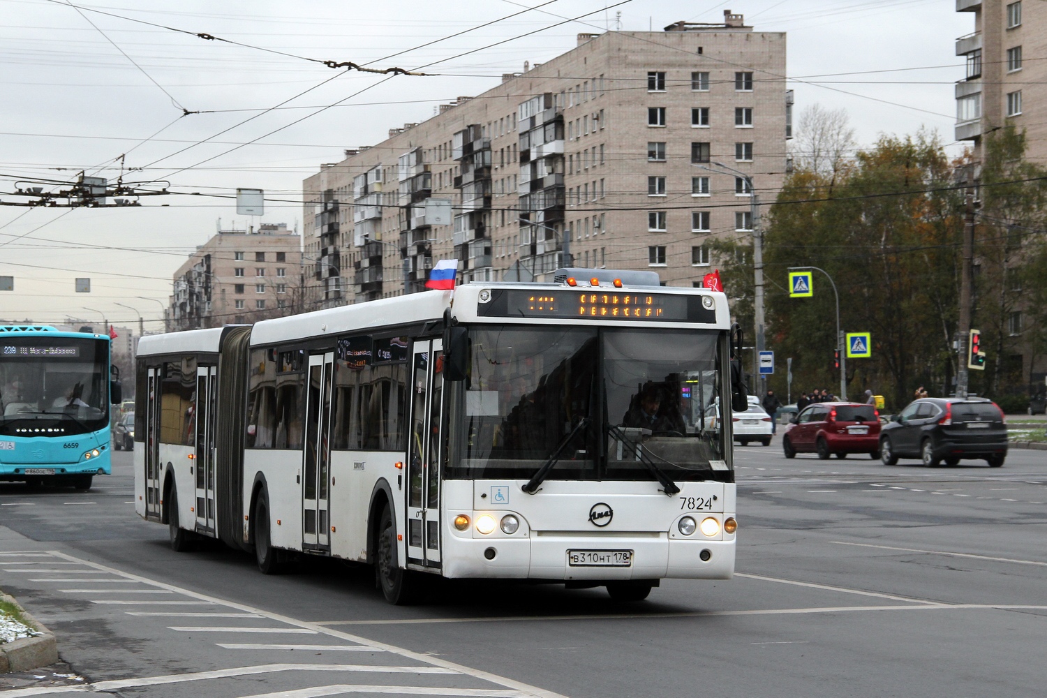 Санкт-Пецярбург, ЛиАЗ-6213.20 № 7824