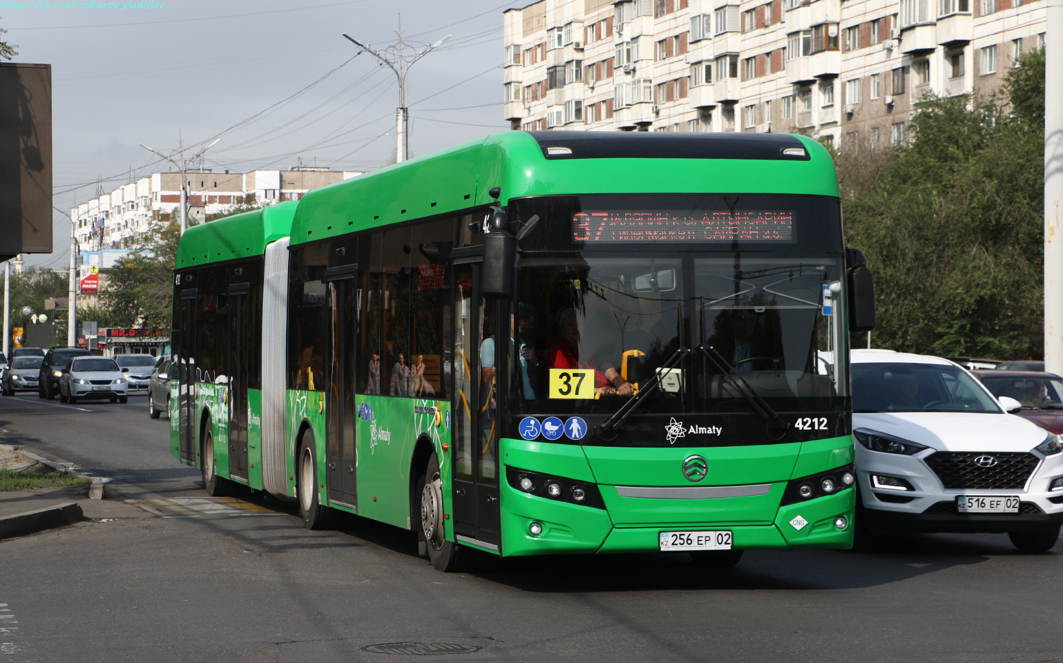 Алматы, Golden Dragon XML6185J13C (Hyundai Trans Auto) № 4212