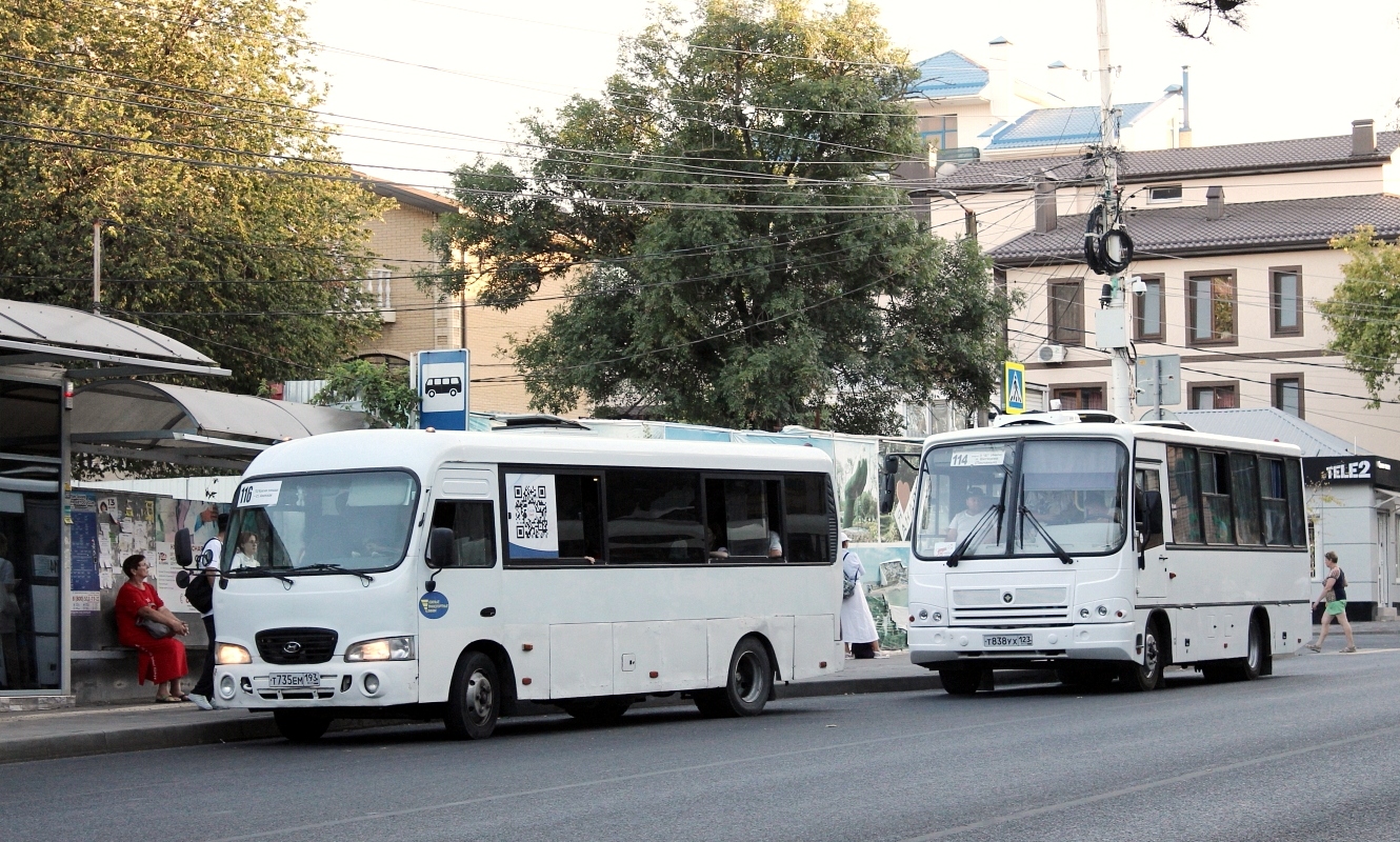 Краснодарский край, Hyundai County LWB C11 (ТагАЗ) № Т 735 ЕМ 193; Краснодарский край, ПАЗ-320402-05 № Т 838 УХ 123