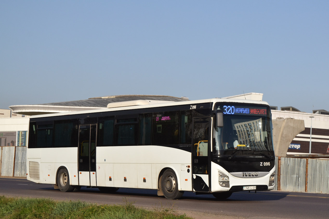 Астана, IVECO Crossway LINE 13M (СарыаркаАвтоПром) № Z096