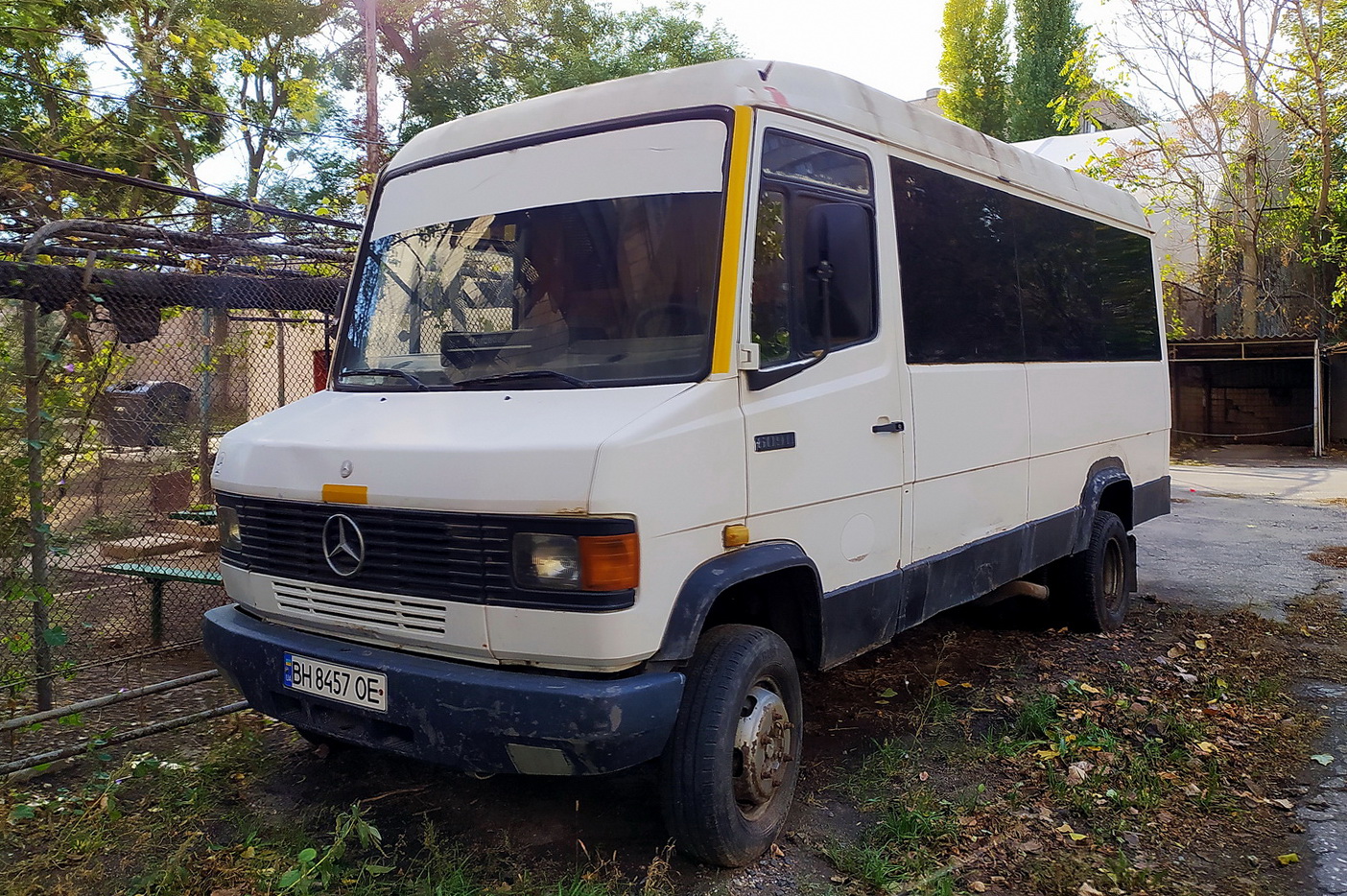 Obwód odeski, Mercedes-Benz T2 609D Nr BH 8457 OE