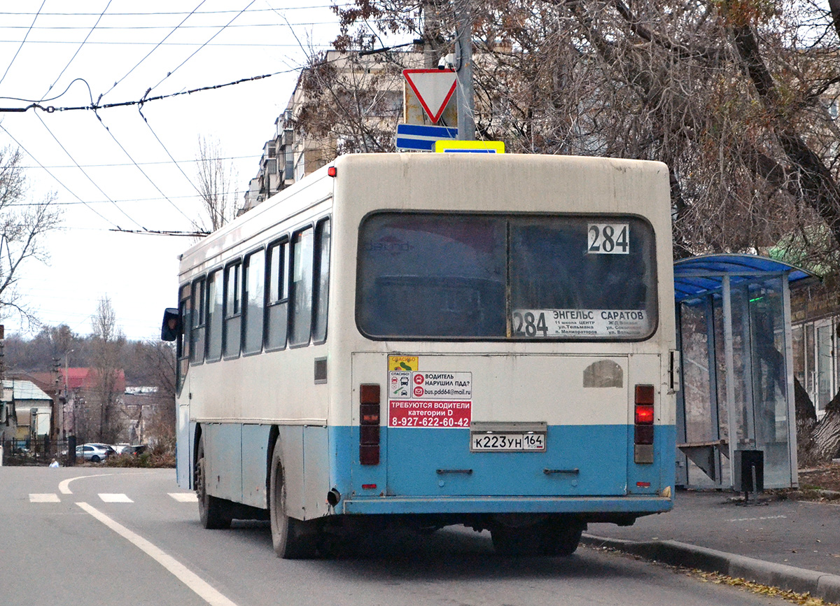 Saratov region, GolAZ-AKA-5225 # К 223 УН 164