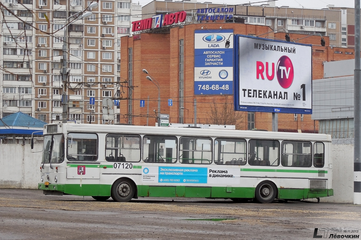 Москва, ЛиАЗ-5256.25 № 07120