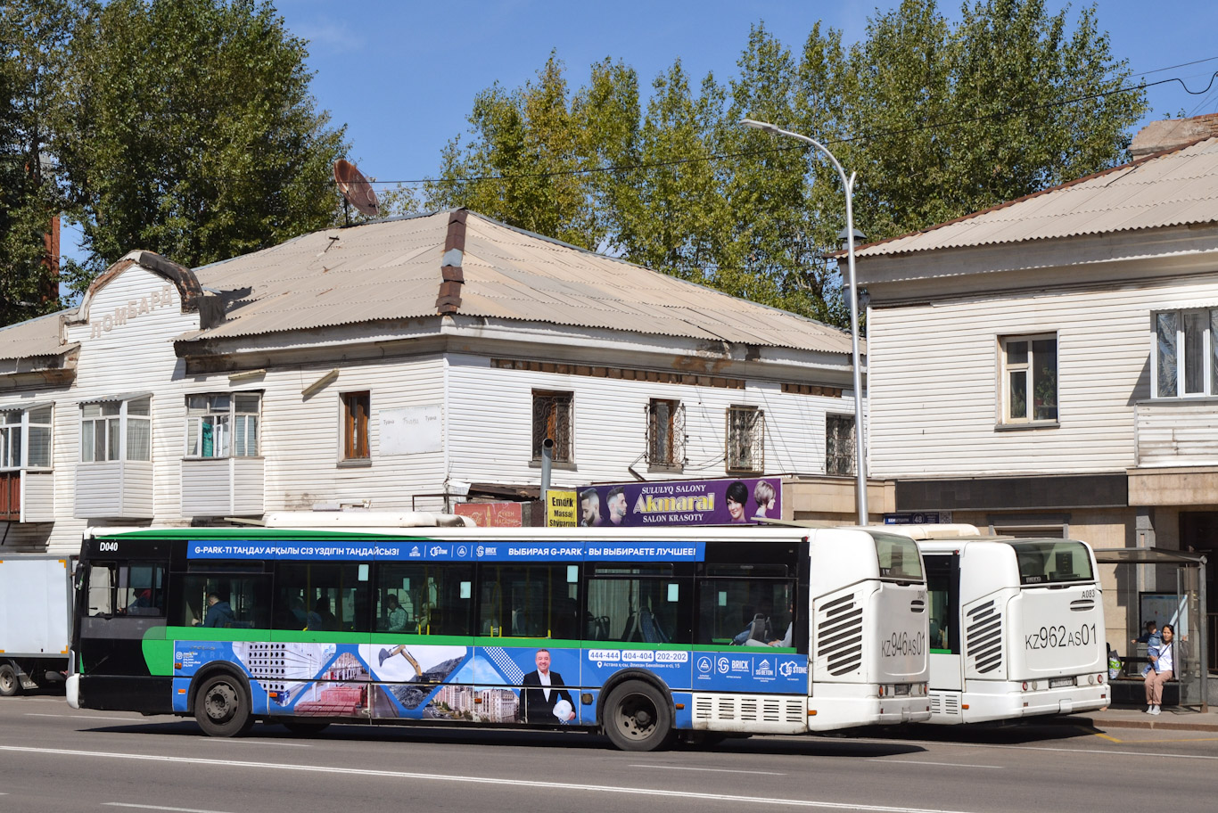 Astana, Irisbus Citelis 12M č. D040; Astana, Irisbus Citelis 18M č. A083