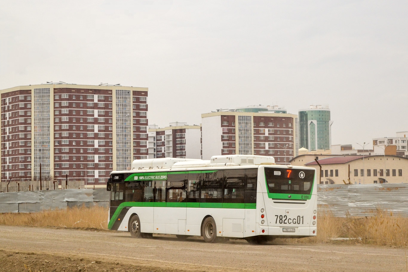 Астана, Yutong E12 (ZK6128BEVG) (СарыаркаАвтоПром) № E050