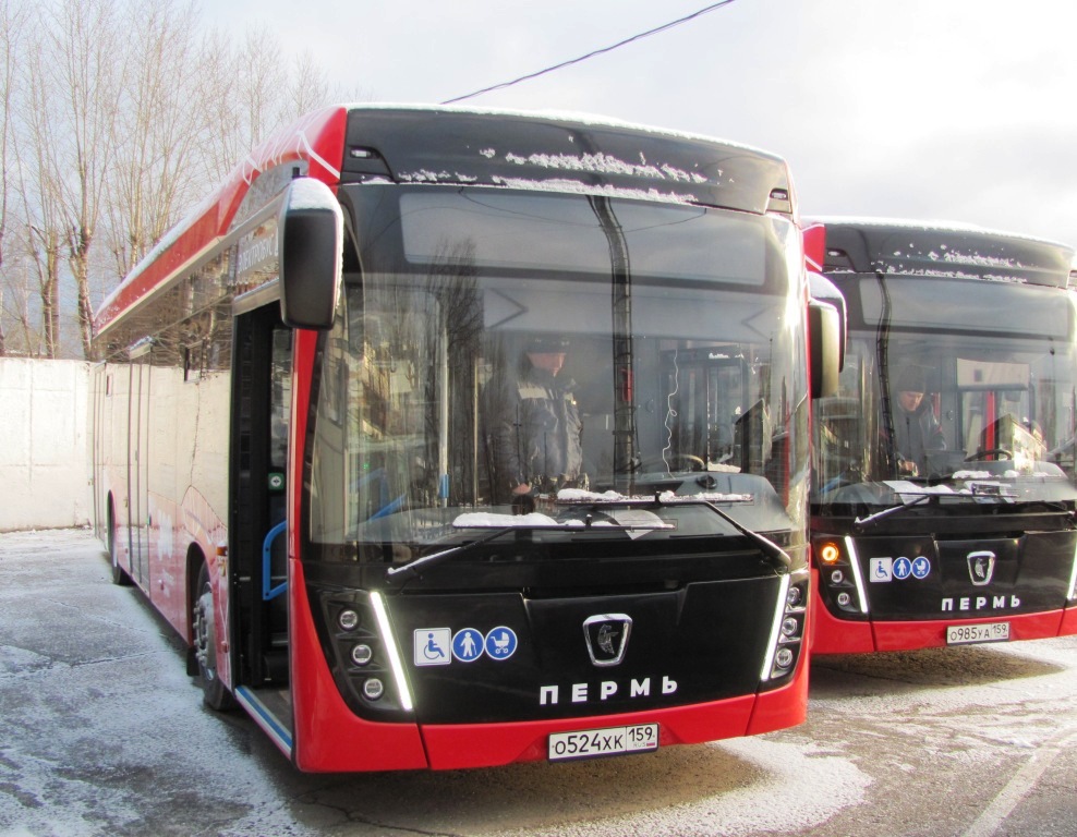 Пермский край, КАМАЗ-6282 № О 524 ХК 159