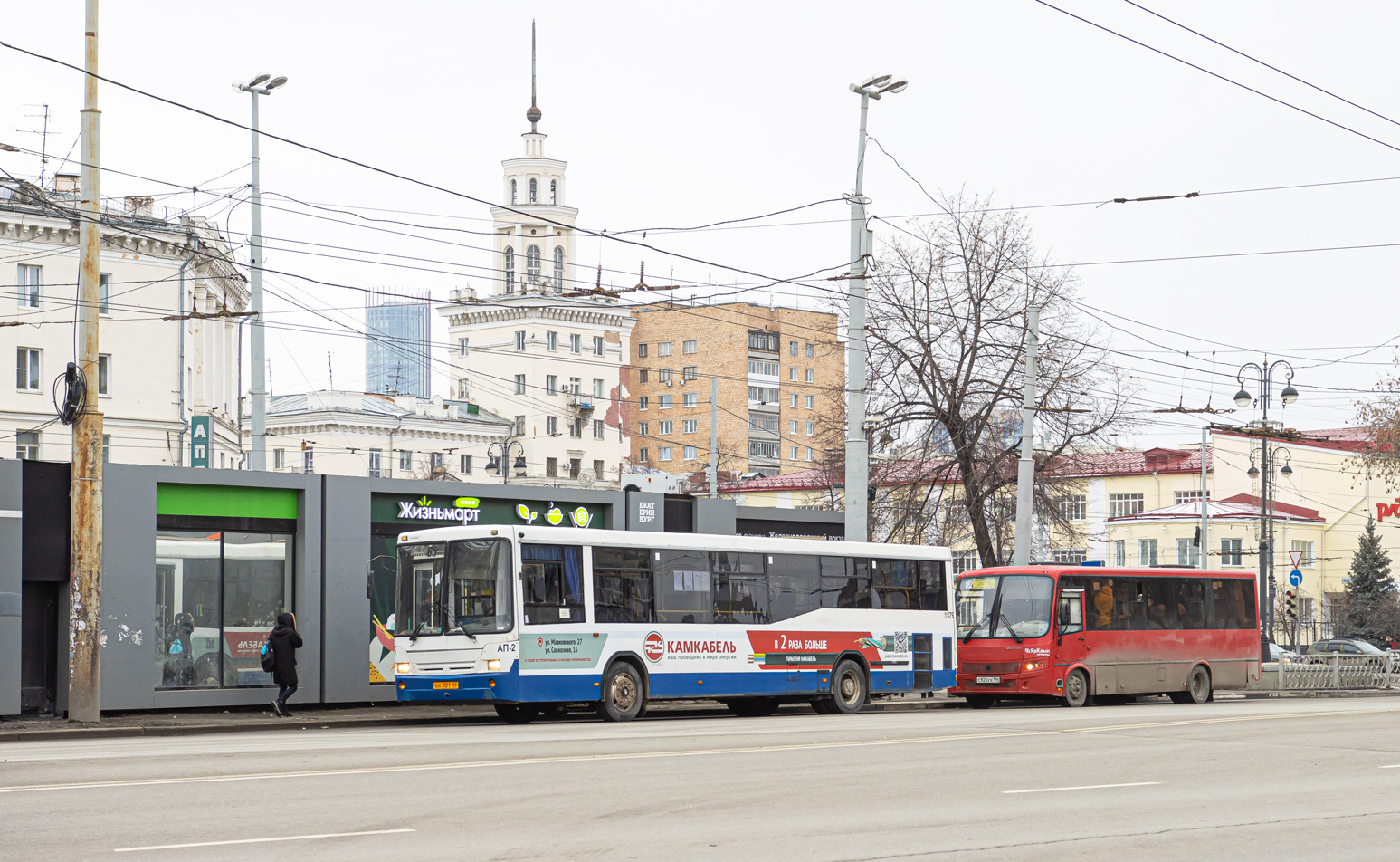 Свердловская область, НефАЗ-5299-30-32 № 1875