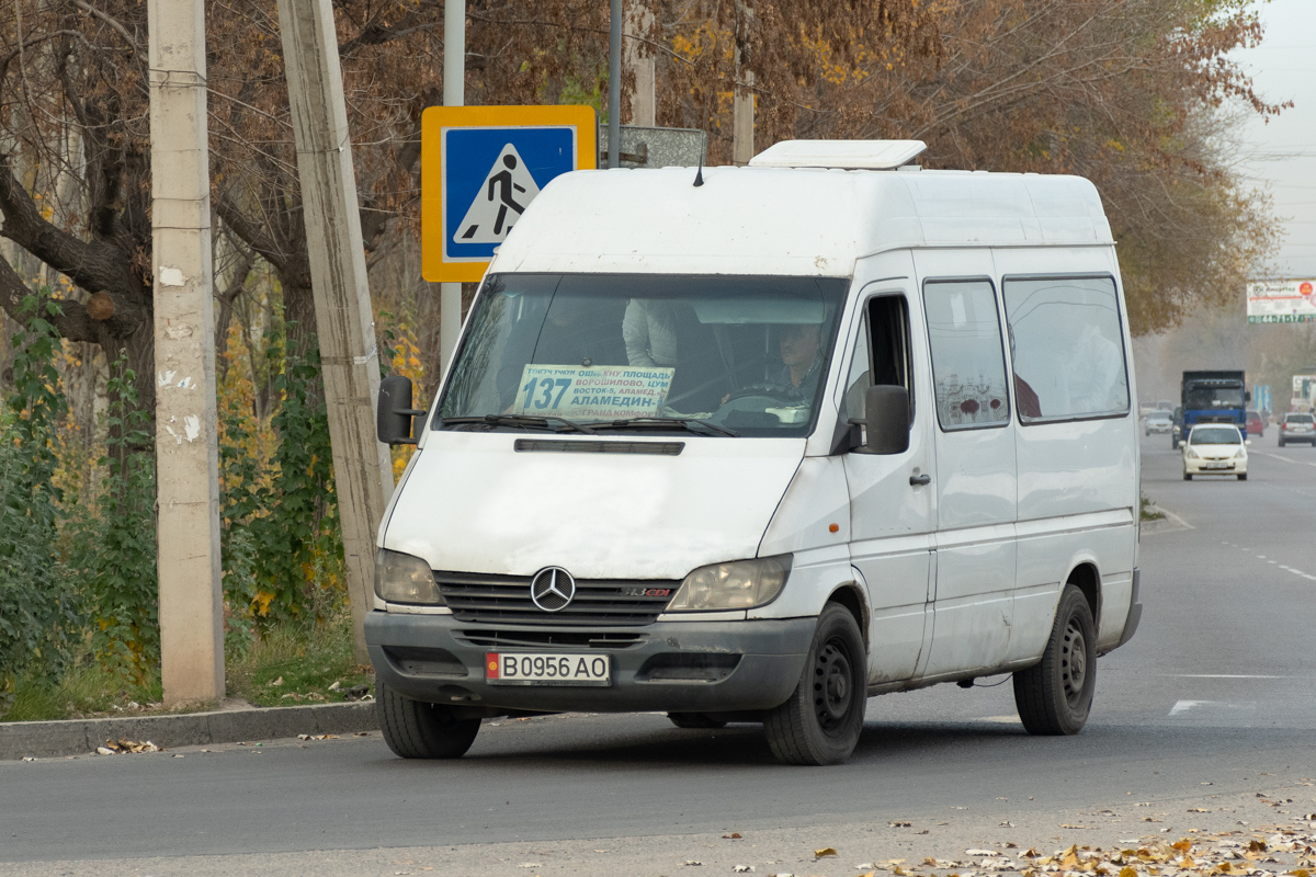 Кыргызстан, Mercedes-Benz Sprinter W901/W902 213CDI № B 0956 AO