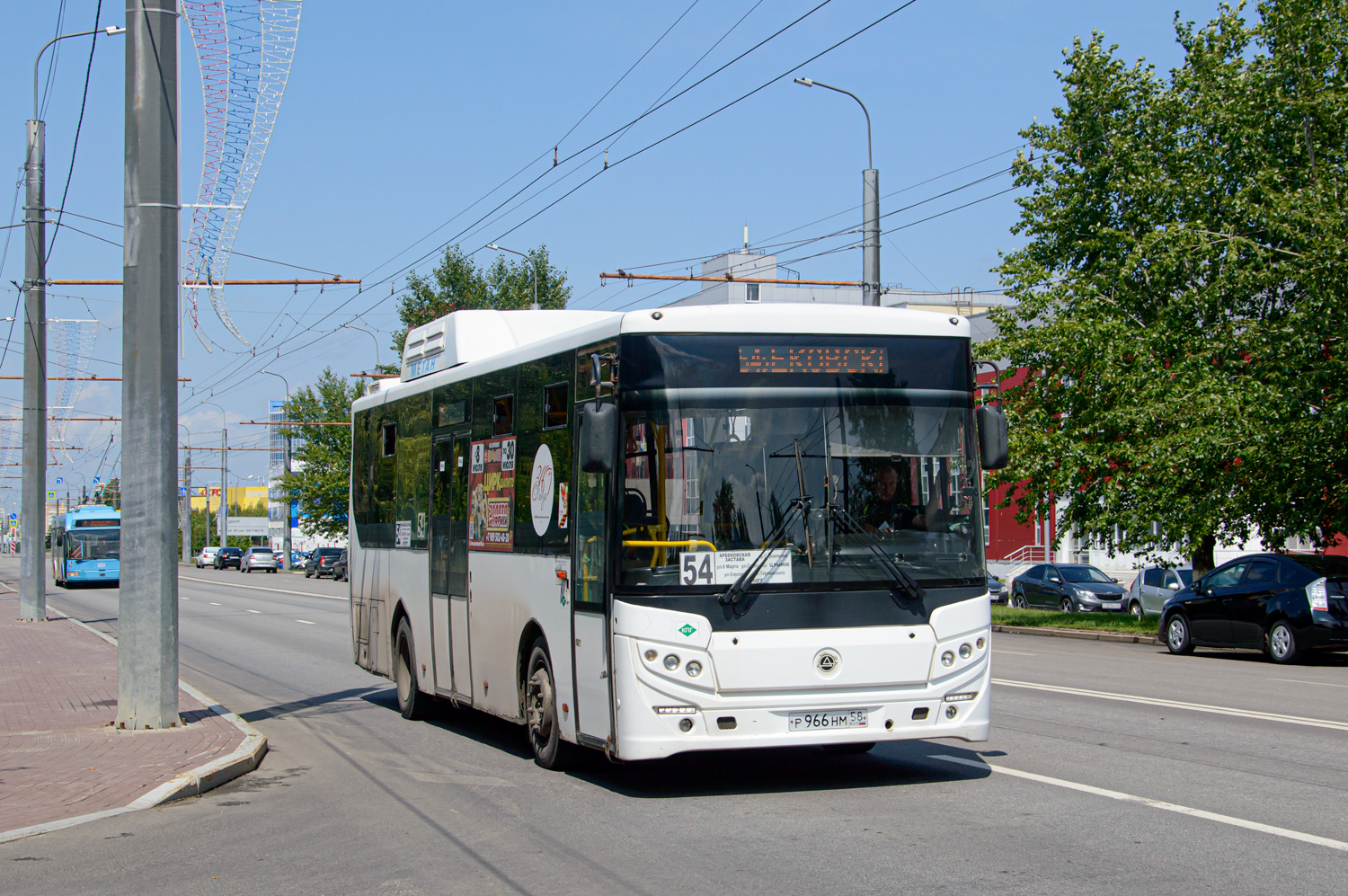 Пензенская область, КАвЗ-4270-70 № Р 966 НМ 58