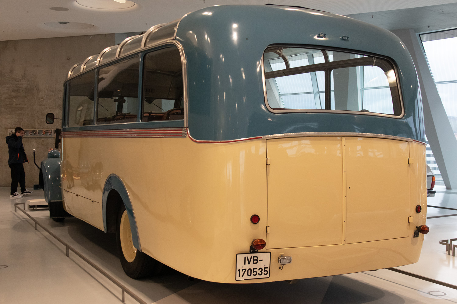 Баден-Вюртемберг, Mercedes-Benz № IVB-170535