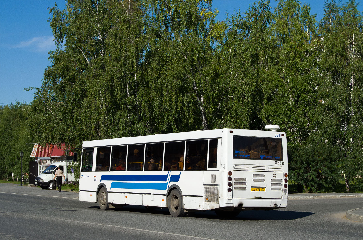 Тюменская область, ЛиАЗ-5256.60 № 383