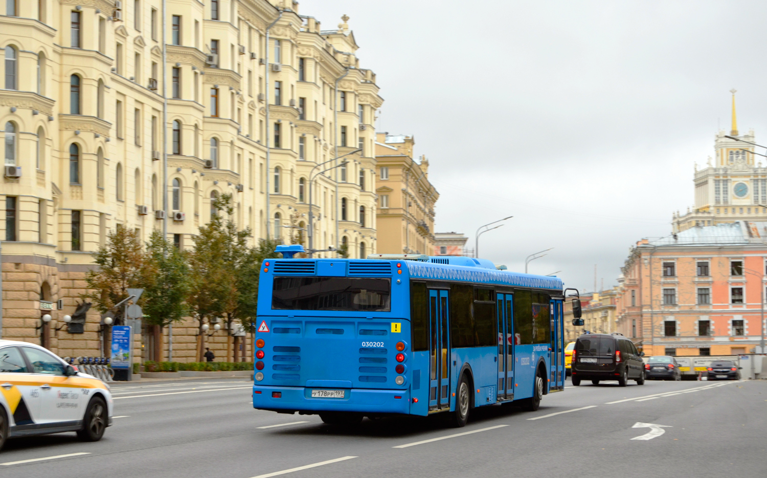 Москва, ЛиАЗ-5292.21 № 030202