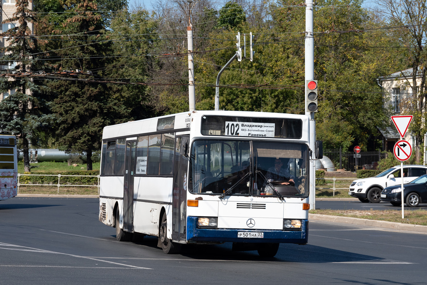 Vladimir region, Mercedes-Benz O405 Nr. Р 501 НА 33