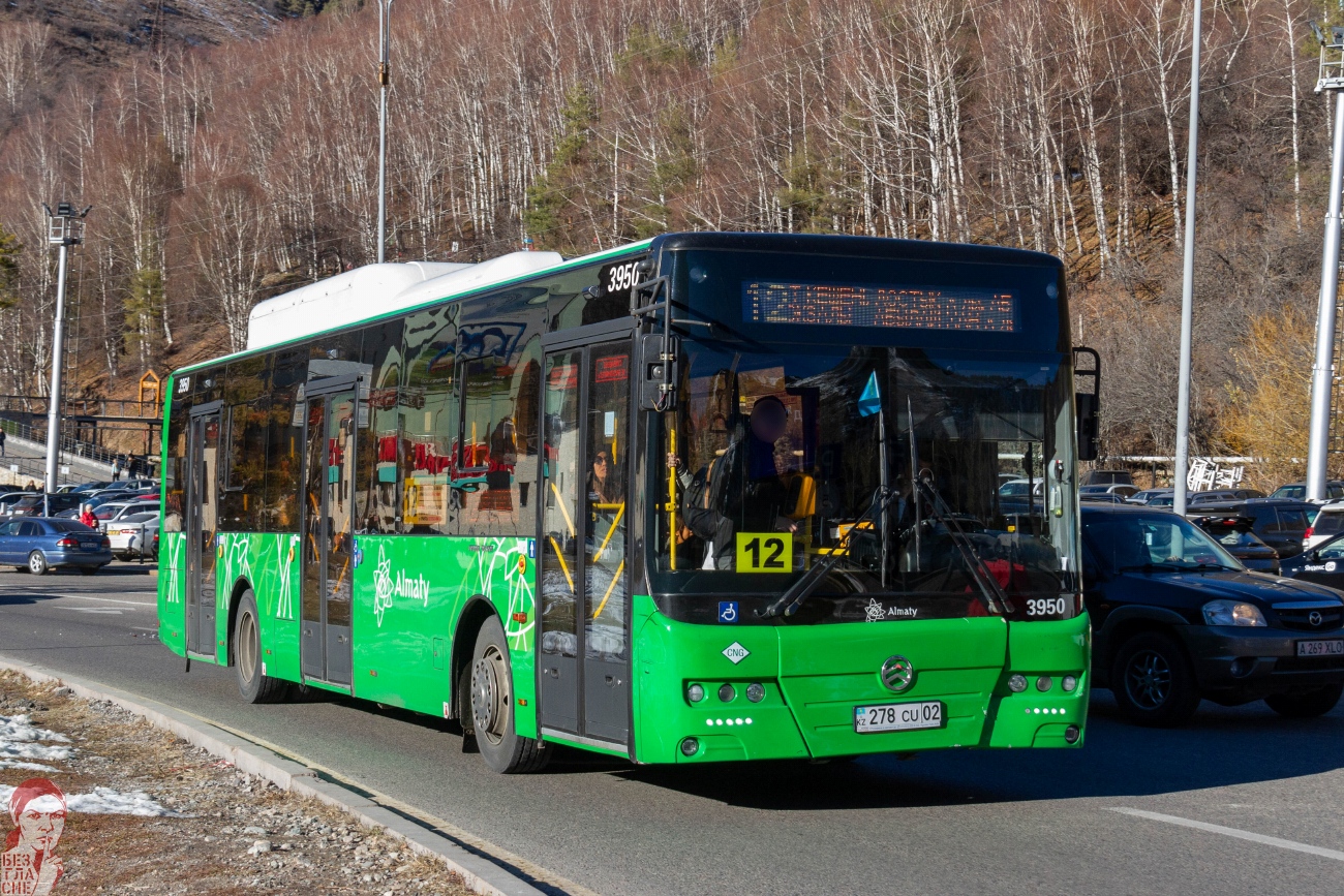 Алматы, Golden Dragon XML6125CN (Hyundai Trans Auto) № 3950 Алматы, Golden Dragon XML6125CN (Hyundai Trans Auto) № 3950
