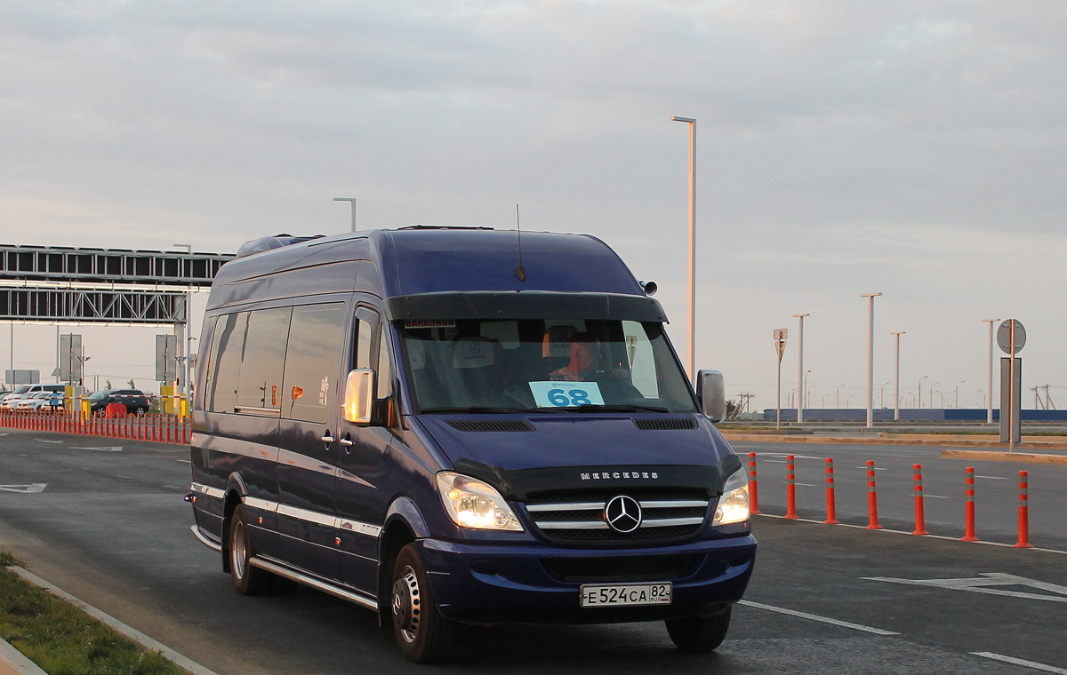 Республика Крым, Mercedes-Benz Sprinter W906 515CDI № Е 524 СА 82