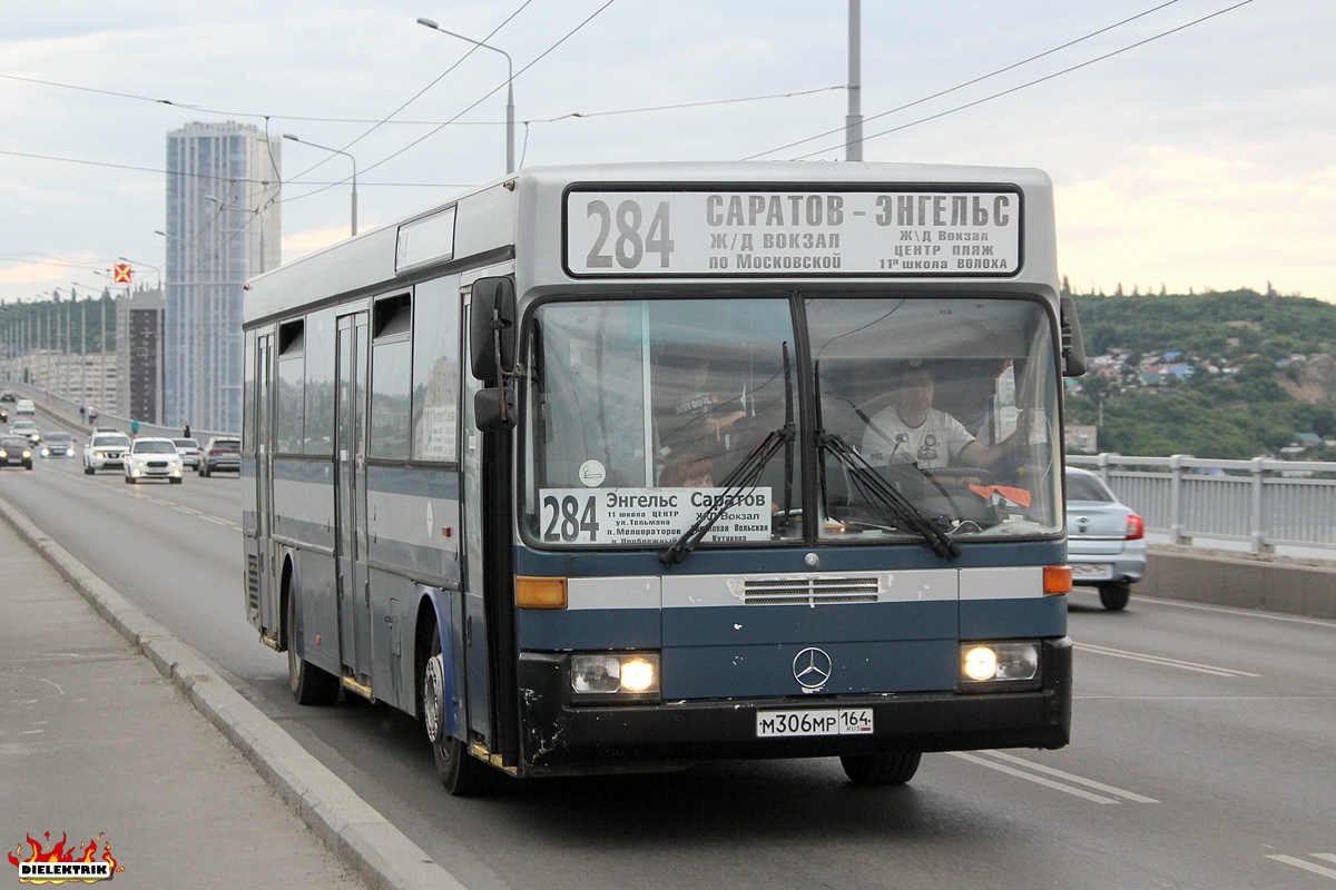Saratov region, Mercedes-Benz O405 # М 306 МР 164