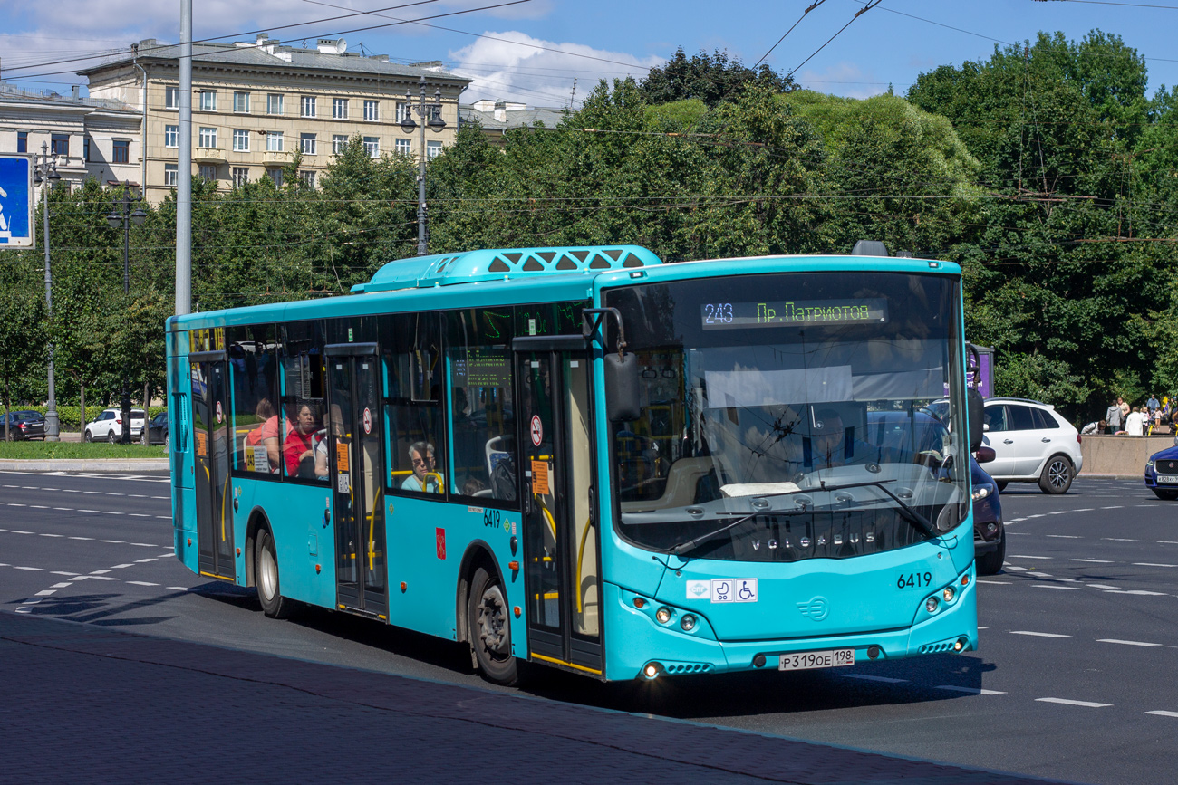 Szentpétervár, Volgabus-5270.G2 (LNG) sz.: 6419
