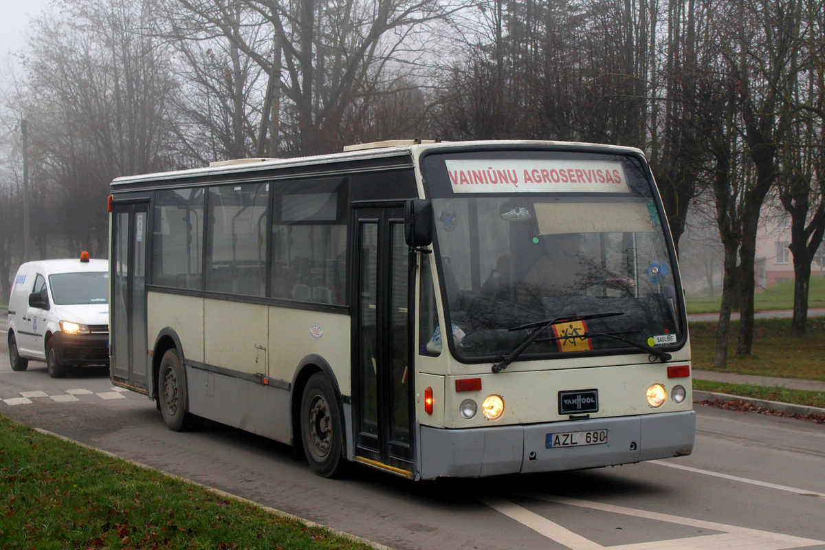 Литва, Van Hool A508 № AZL 690