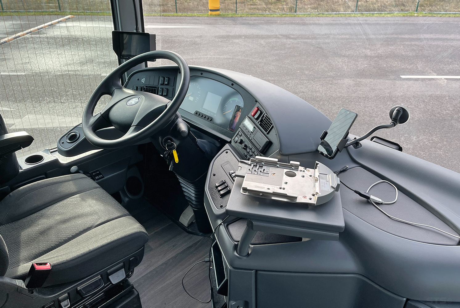 Bádensko-Württembersko, Setra S415LE business č. UL-SC 2254