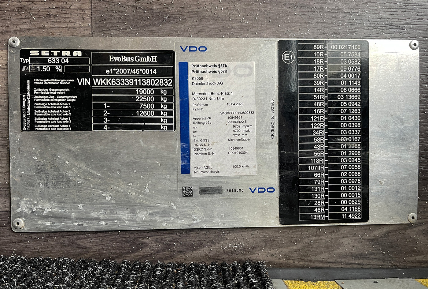 Баден-Вюртемберг, Setra S415LE business № UL-SC 2254