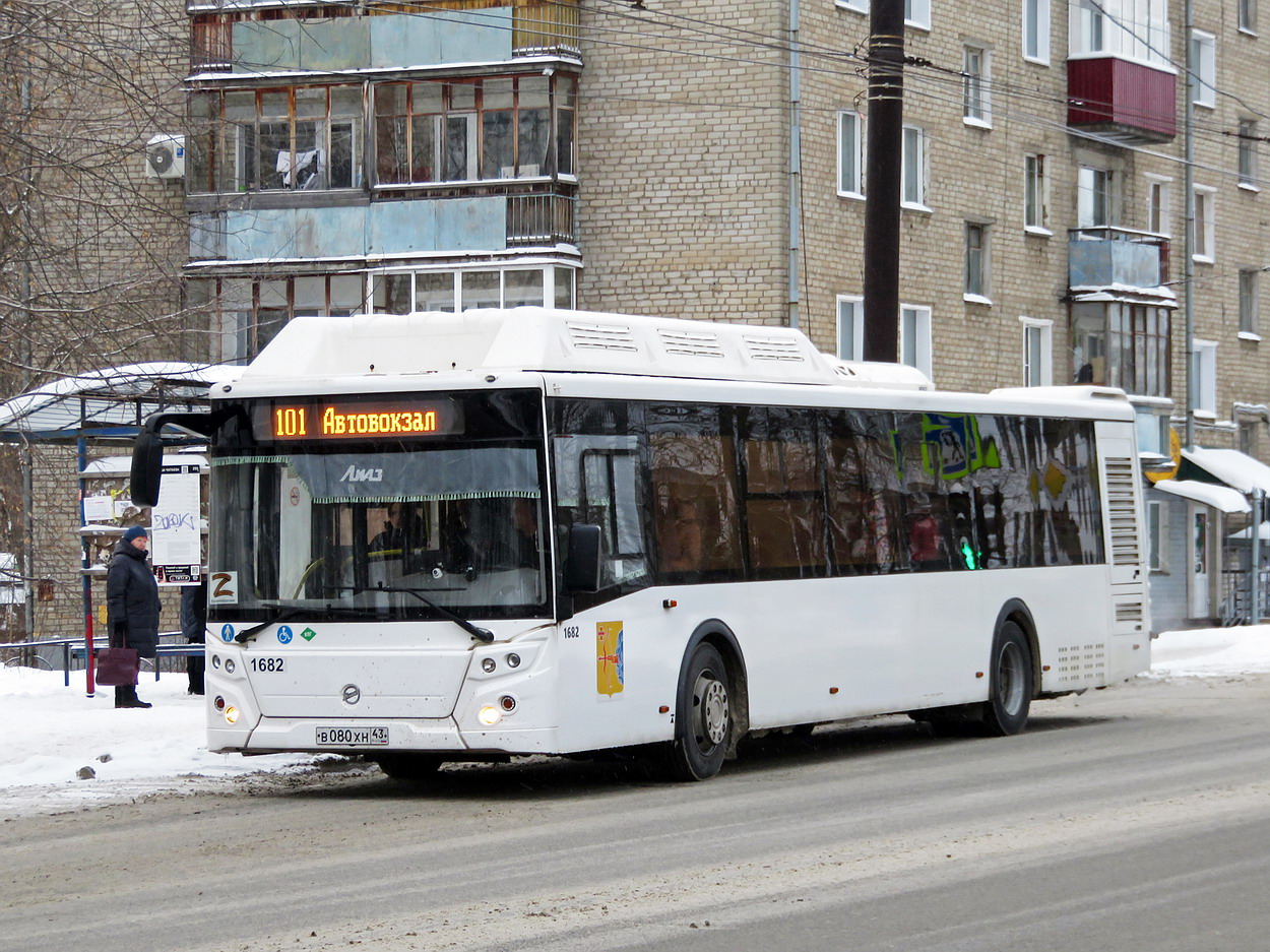 Кировская область, ЛиАЗ-5292.67 (CNG) № х682