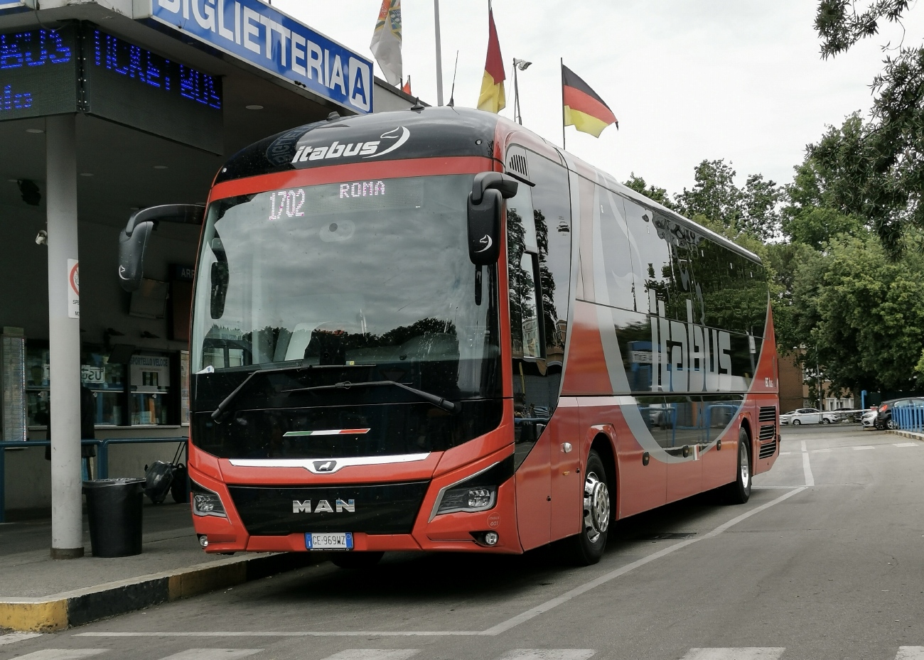 Itálie, MAN R10 Lion's Coach C RHC474 C č. 001