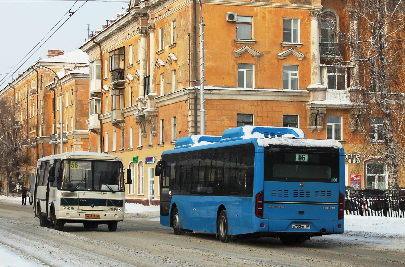 Кемеровская область - Кузбасс, ПАЗ-32054 № 28; Кемеровская область - Кузбасс, Yutong ZK6116HG № 42