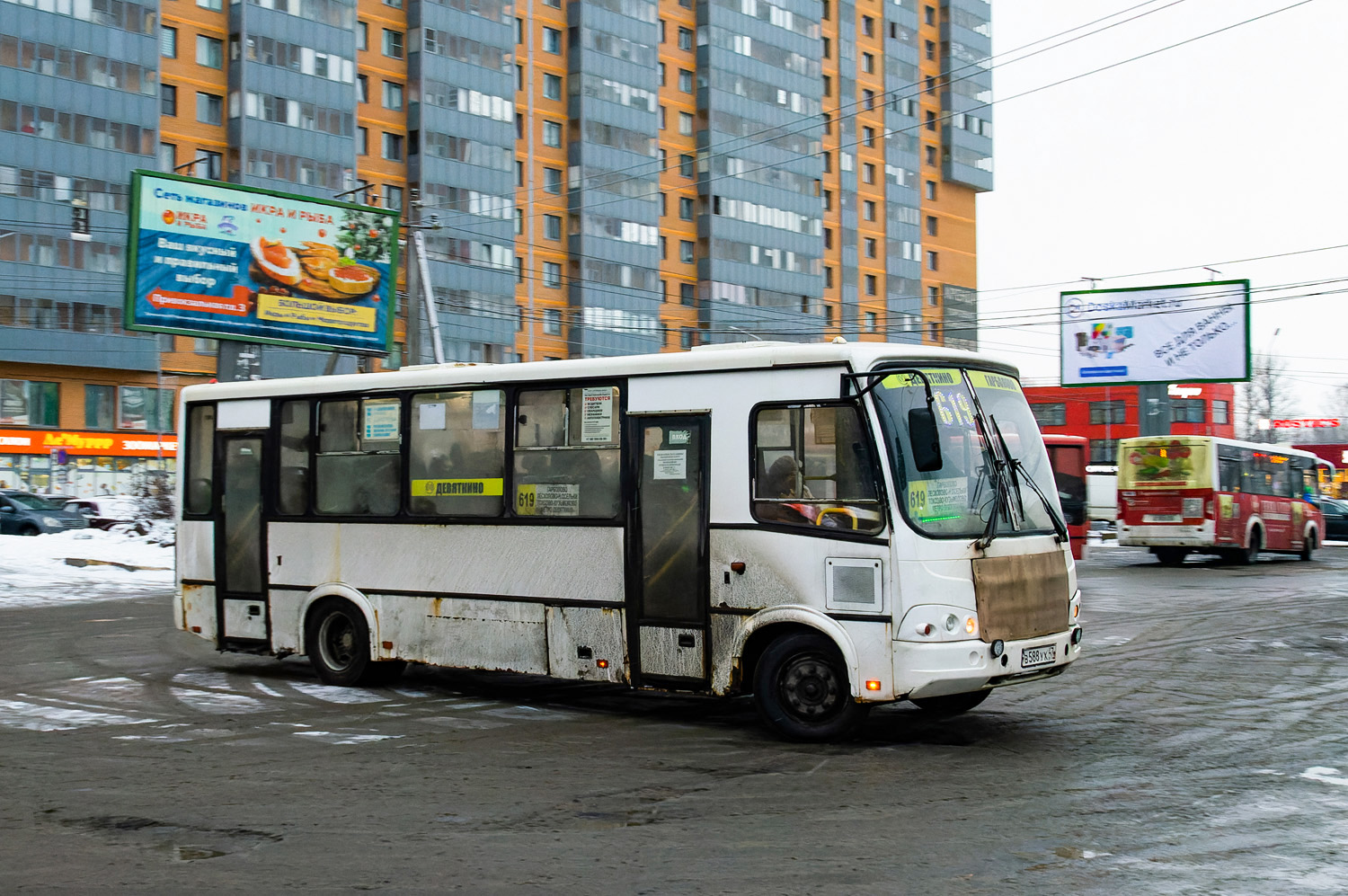 Ленинградская область, ПАЗ-320412-05 № В 588 УХ 47; Санкт-Петербург, ПАЗ-320435-04 "Vector Next" № 9982