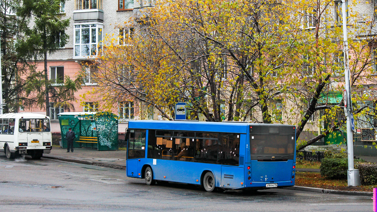 Томская область, МАЗ-206.060 № Е 964 МО 70