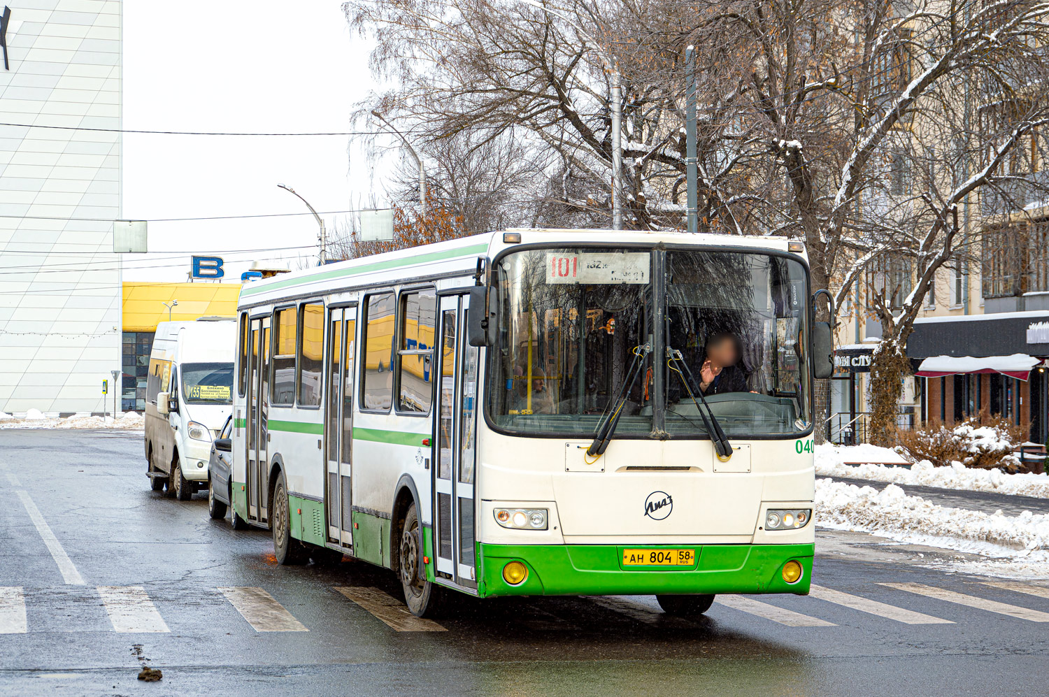 Пензенская область, ГАЗ-A65R35 Next № Р 346 ТМ 58; Пензенская область, ЛиАЗ-5256.46 № 402