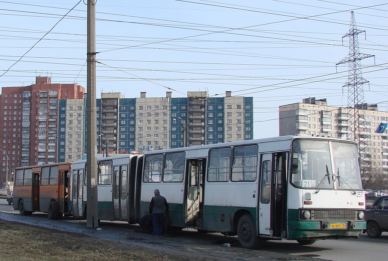 Санкт-Петербург, Ikarus 280.33 № 1011 (Т-11); Санкт-Петербург, Ikarus 280.33O № 1357