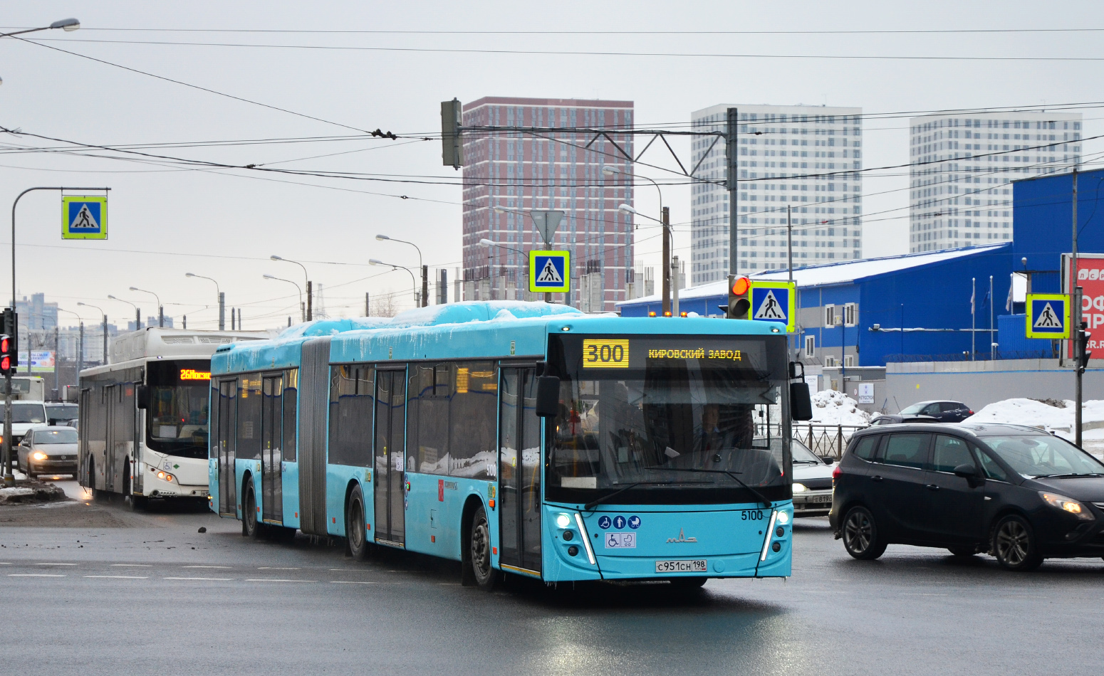 Санкт-Петербург, Volgabus-5270.G2 (CNG) № 7587; Санкт-Петербург, МАЗ-216.047 № 5100