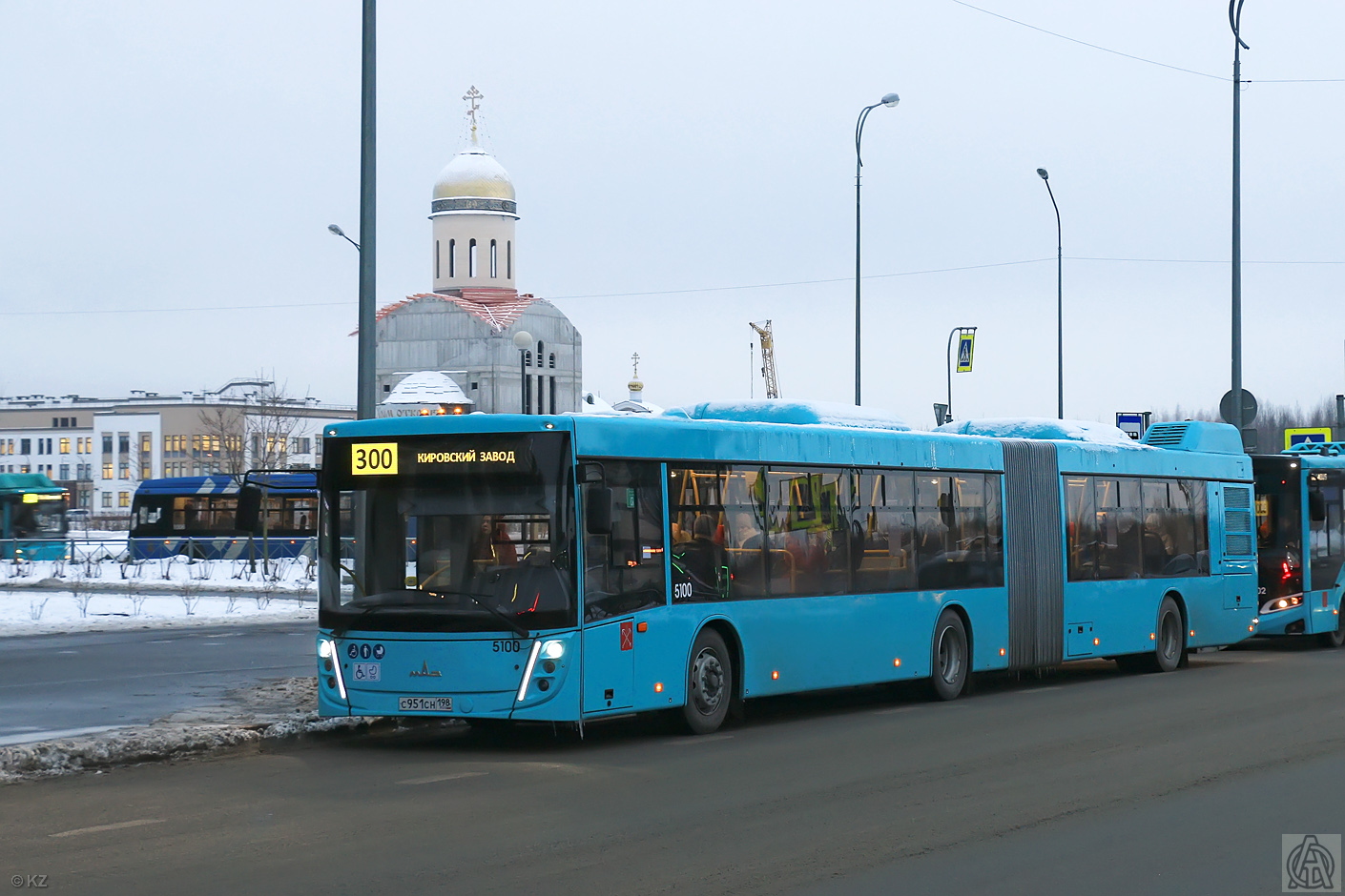 Санкт-Петербург, МАЗ-216.047 № 5100; Санкт-Петербург, Volgabus-4298.G4 (LNG) № 6802
